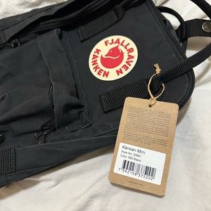 NWT Fjallraven Kanken Mini Pack in Black